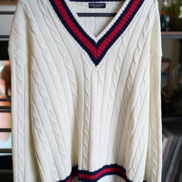 Sweater - Picture 3 of 3